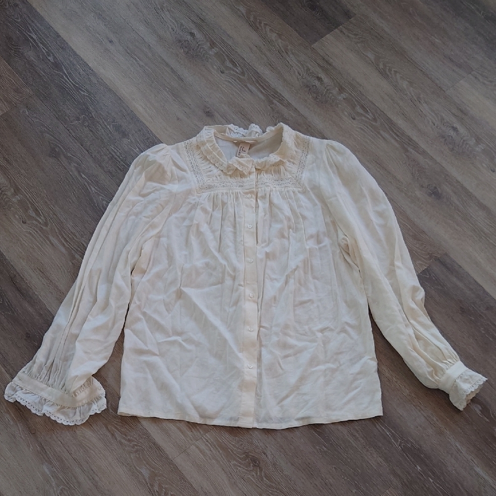 H&M Cream Blouse Cottagecore